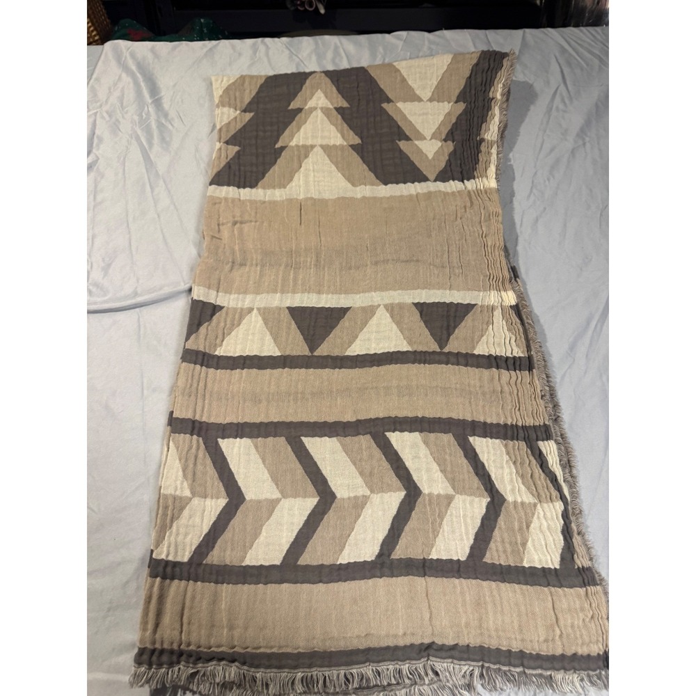 TenTree Organic Cotton Geometric Scarf Oversized Gauze Wrap Frayed Fringe Tan